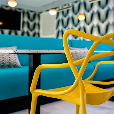 Spring Bitacora Hotell