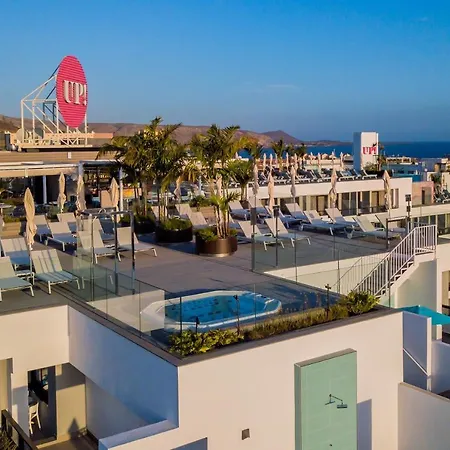 Spring Bitacora ホテル プラヤ・デ・ラス・アメリカス