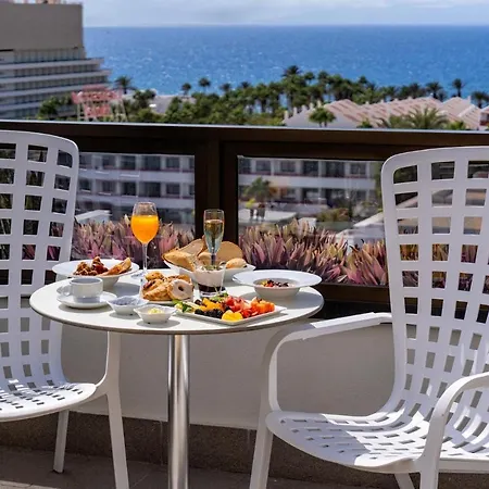 Spring Bitacora Hotell 4*