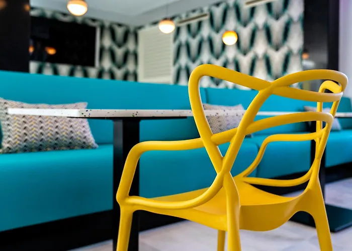 Spring Bitacora Hotel